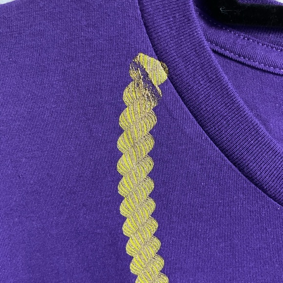 NWOT Men’s Gold Chain Medallion Stick Figure Shirt Small- X-Large V.I.Tees - Picture 4 of 7